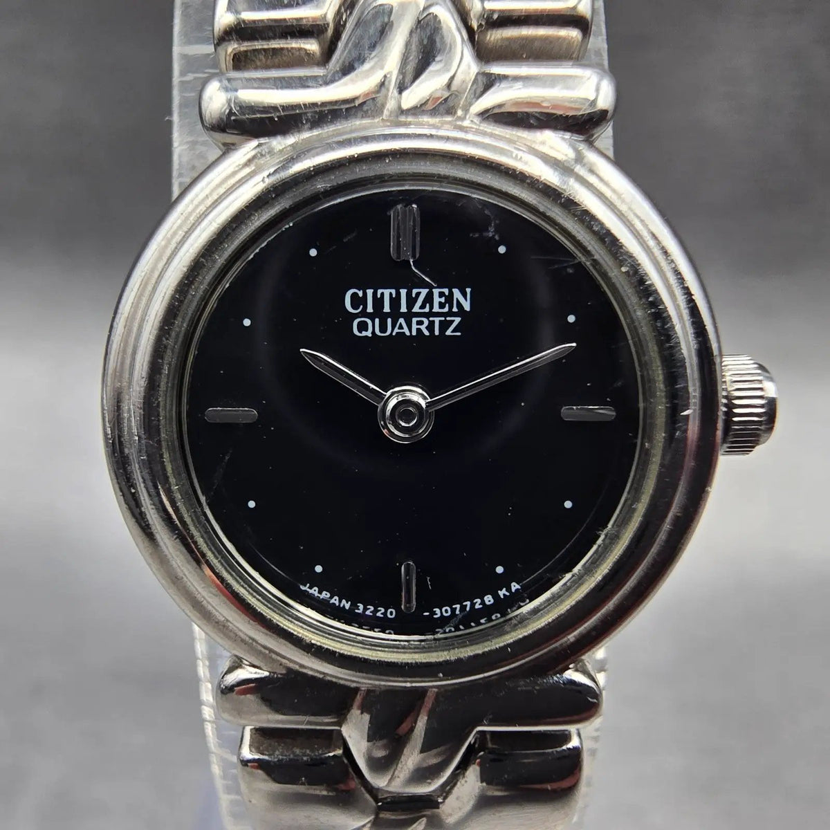 Citizen Watch Women 18mm Black Dial Silver Tone Round 3220 New Battery VTG1