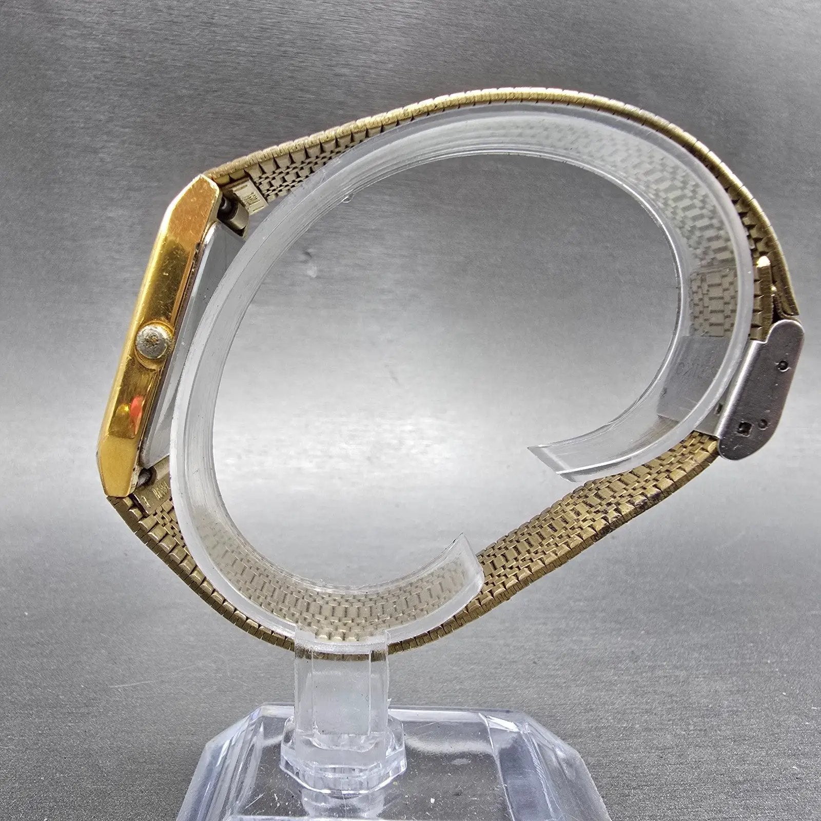 Seiko SX Tank Watch Men 26mm Champagne Dial Gold Tone Rectangle 5Y95-5009 PARTS7