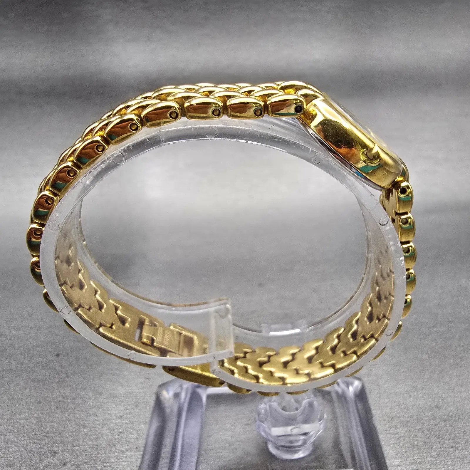 Citizen Watch Women 19mm MOP Dial Gold Tone Round 5920-S49677 New Battery VTG8