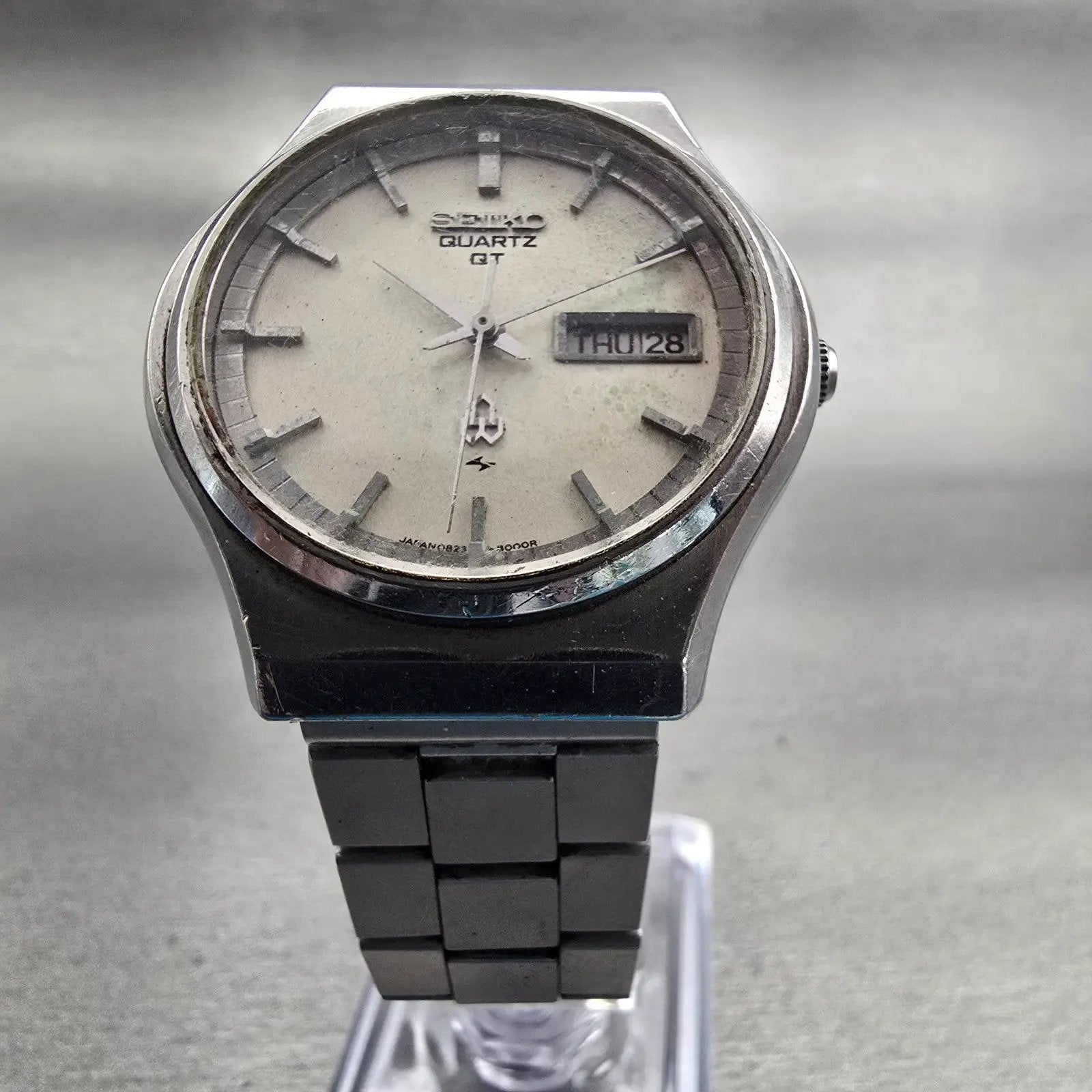 Seiko QT Watch Men 36mm Silver Dial Silver Tone Daydate Round 0823-8000 New Batt5