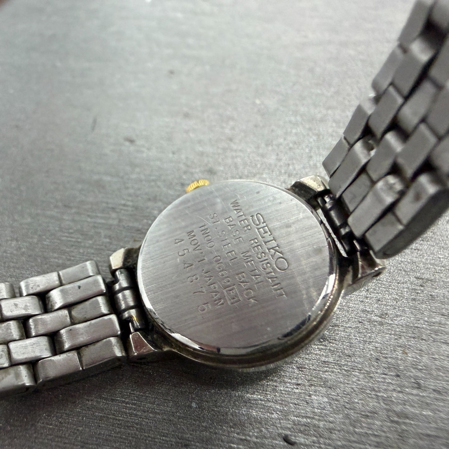Seiko Watch Women 20mm Silver Dial Two Tone Round Vintage 1N00-0G69 New Battery39
