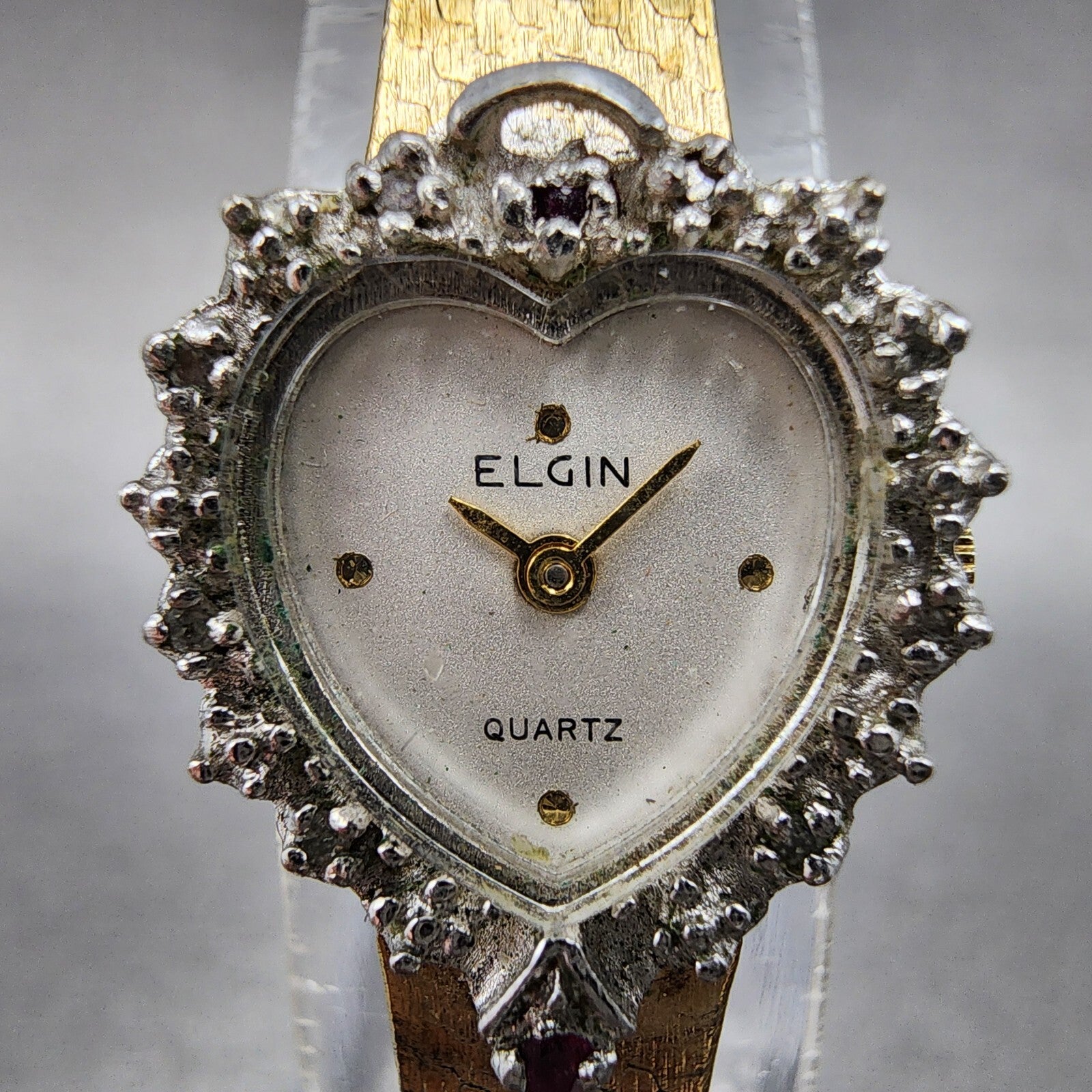 Elgin Watch Women Silver Dial Gold Tone Heart Shaped Gem Set bezel New battery1