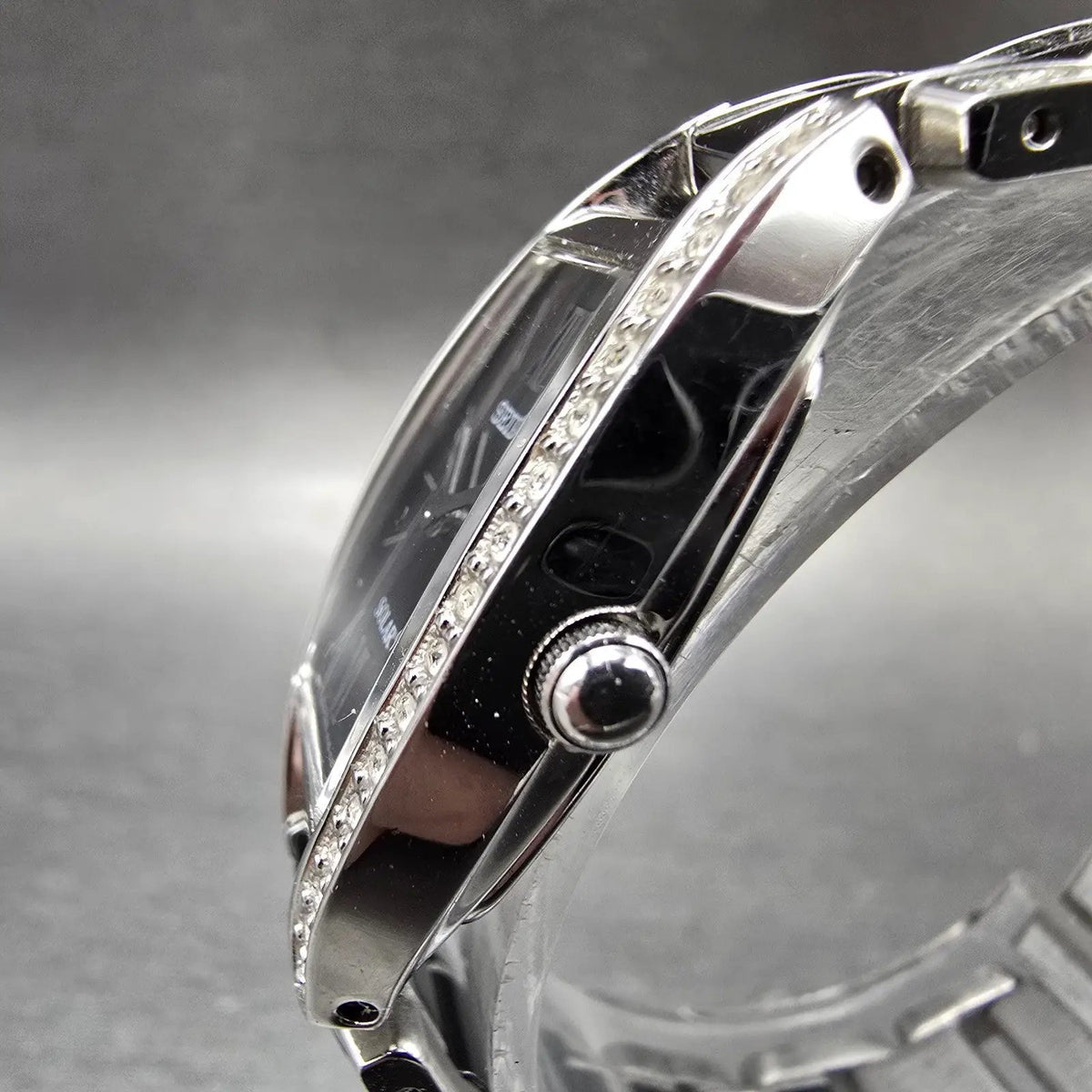 Seiko Solar Watch Women 19mm Black Dial Black Silver Crystal Bezel V115-0AY02