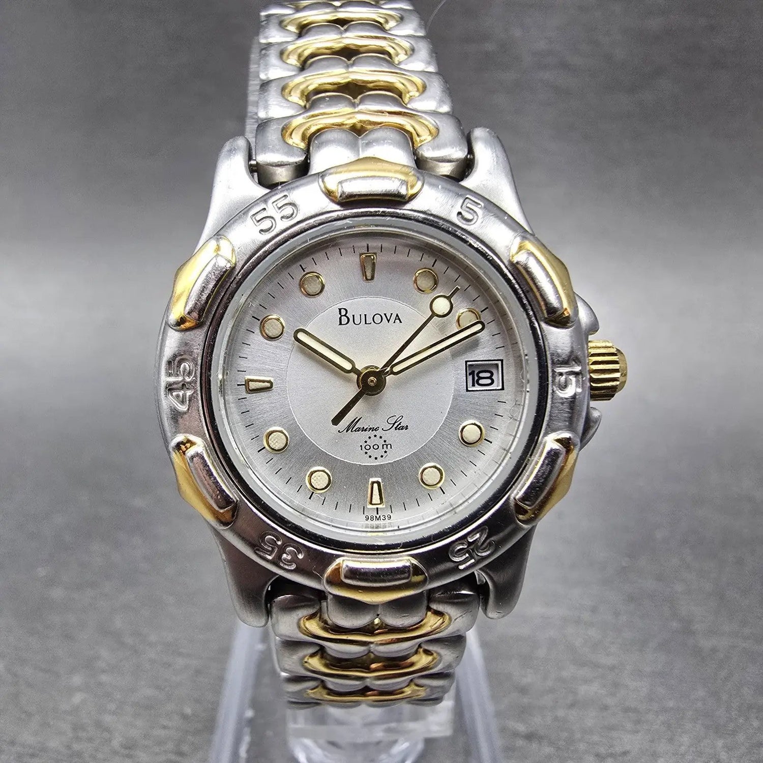 Bulova Marine Star Watch Women 28mm Silver Dial Two Tone Date 98M39 New BatteryK0