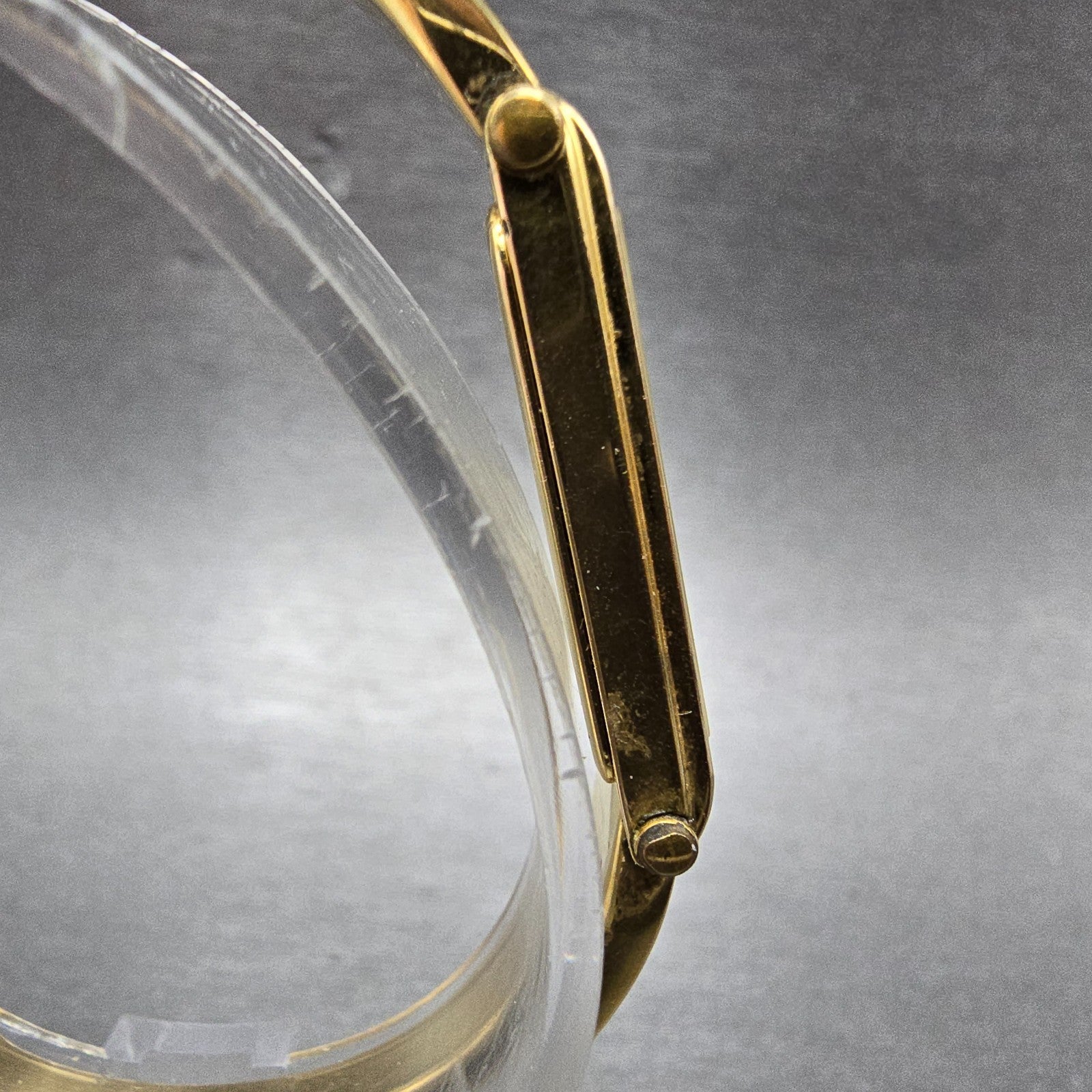 Gucci 1500L Tank Watch Women 13mm Champagne Dial Gold Tone Rectangle New Bat Box5