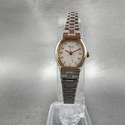 Seiko Watch Women 17mm White Dial Two Tone Oval 2Y015C09 New Battery VTG5