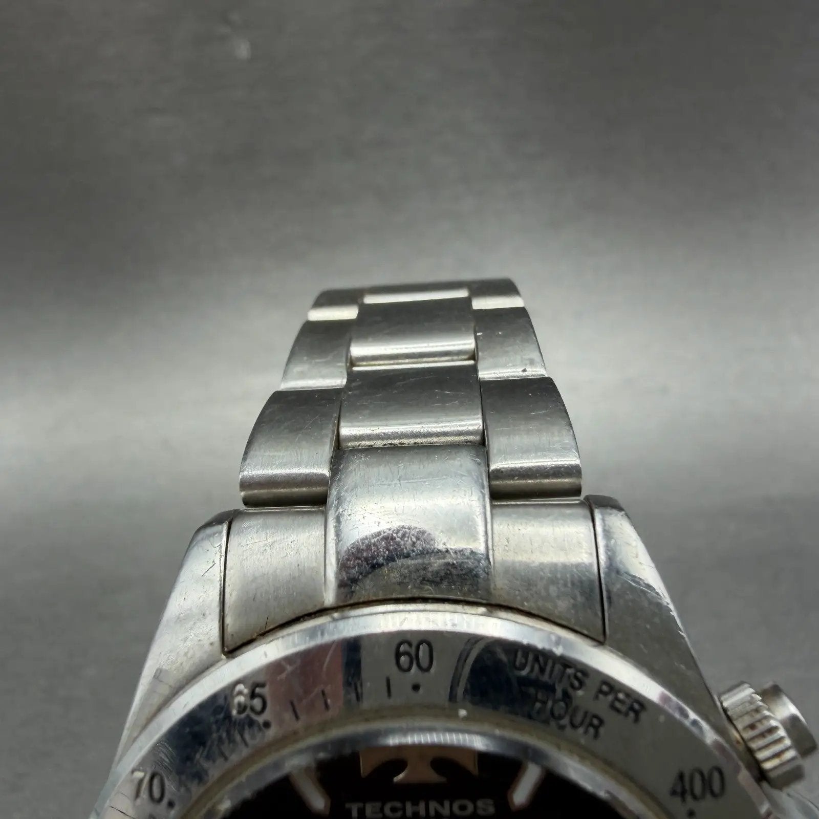 48524093