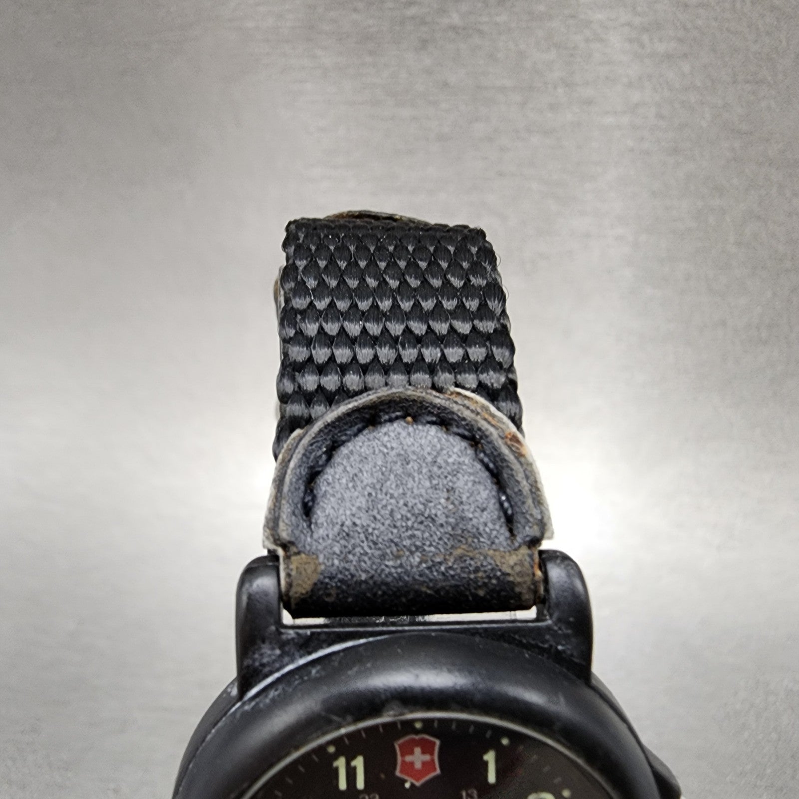 Victorinox Swiss Army Renegade Watch Women 30mm Black Dial Black Tone Date Runs14
