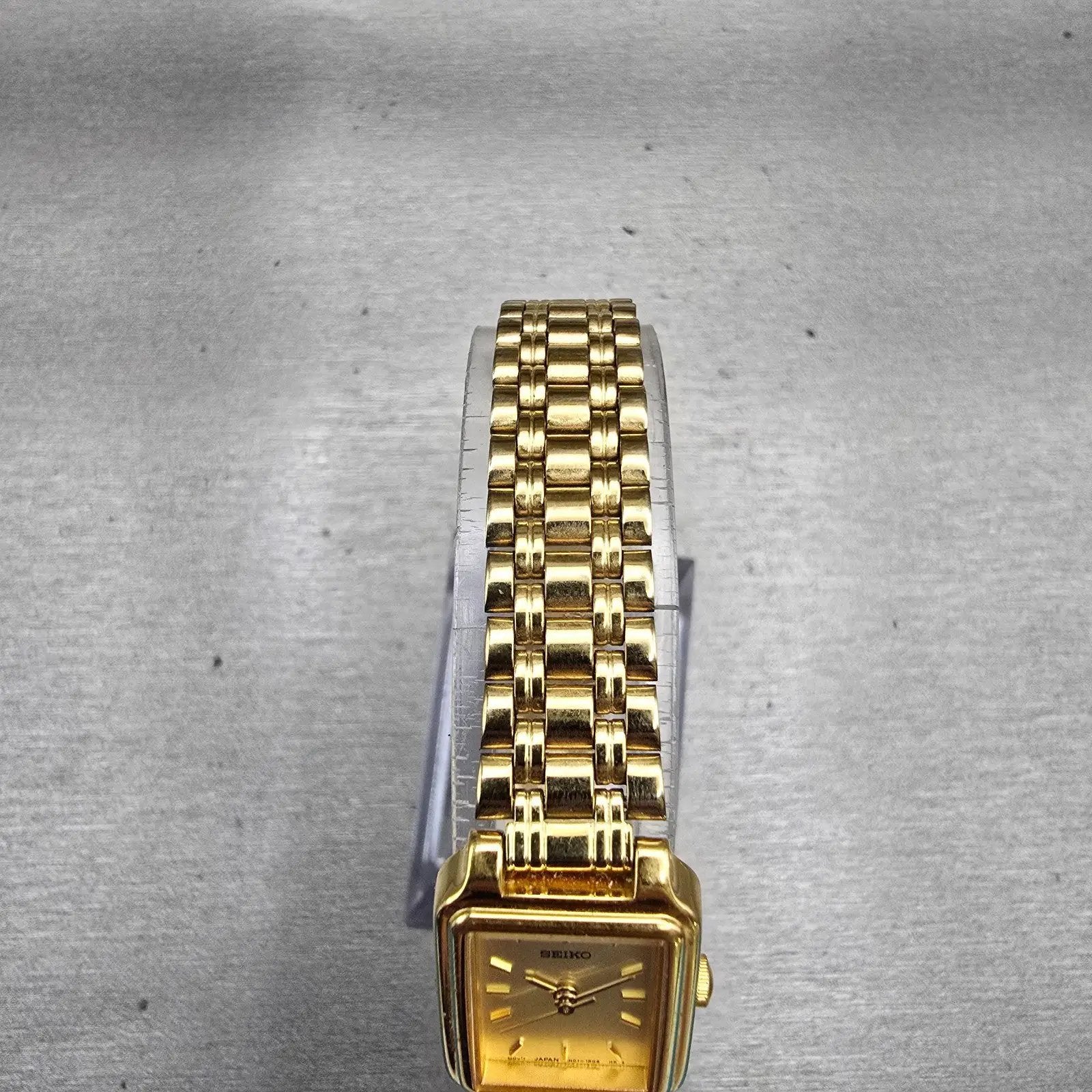 Seiko Watch Women 17mm Gold Dial Gold Tone Rectangle 1N01-5E70 New Battery VTG4