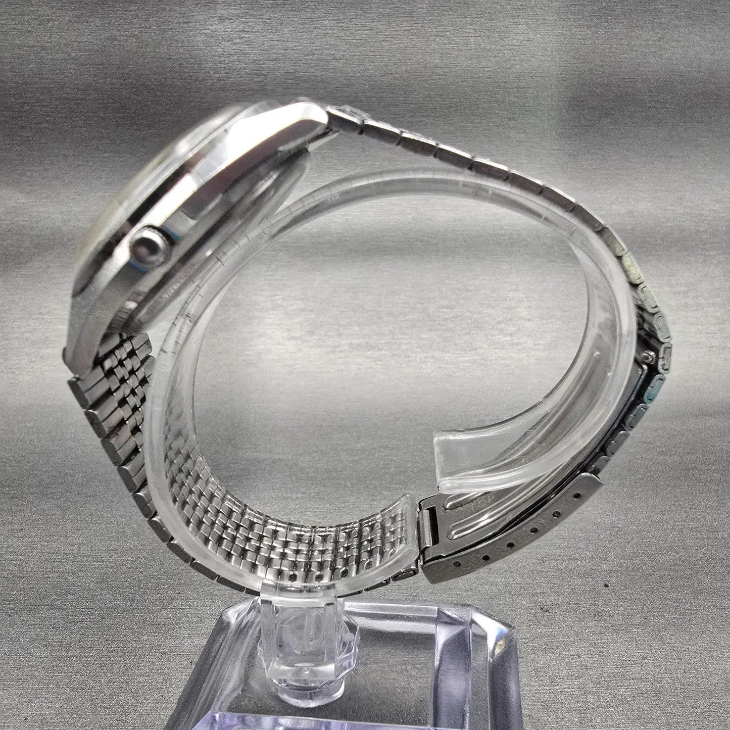 Seiko QT Watch Men 36mm Silver Dial Silver Tone Date Round 0822-8020 New Battery6
