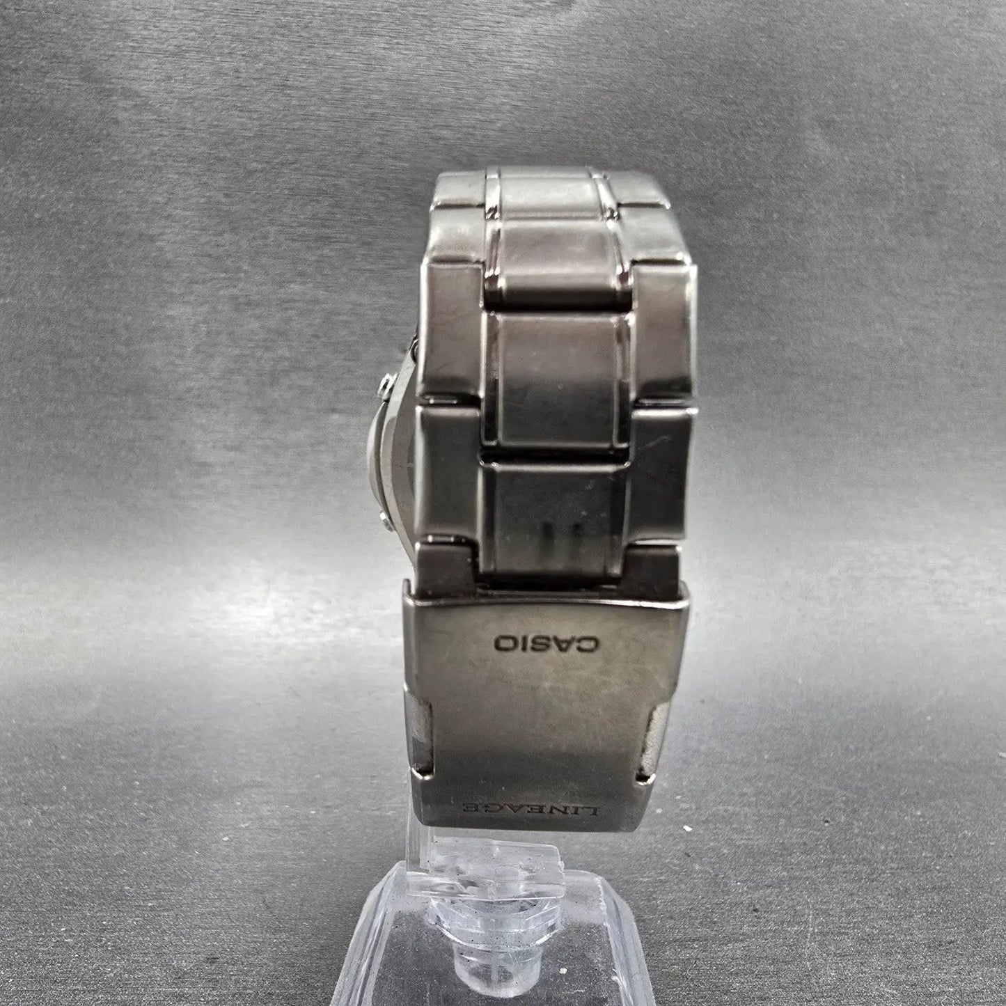 Casio Lineage Watch Men 40mm White Dial Titanium Analog Digital Solar Runs7
