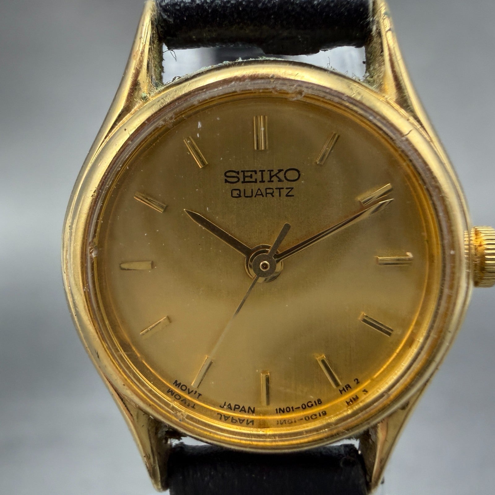 Seiko Watch Women 20mm Gold Dial Gold Tone Round 1N01-0E19 New Battery Vintage 31