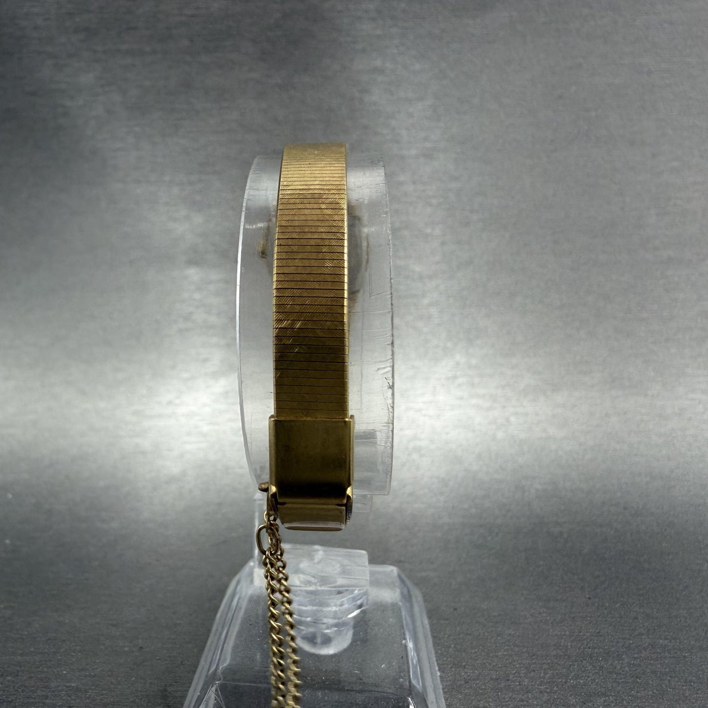 Seiko Watch Women 18mm Champagne Dial Gold Tone Rectangle 1400-8029 New Batt ABC7