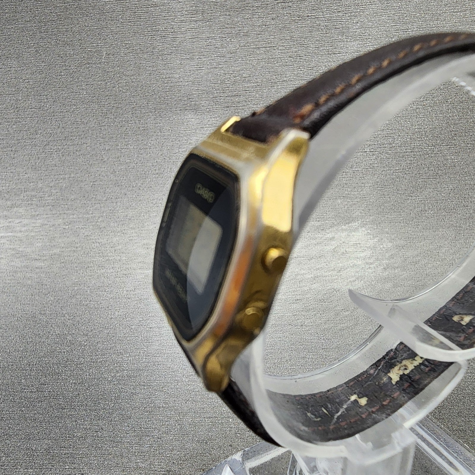 Casio L500 Watch Women 23mm Digital LCD Gold Tone Date Round New Battery VTG2