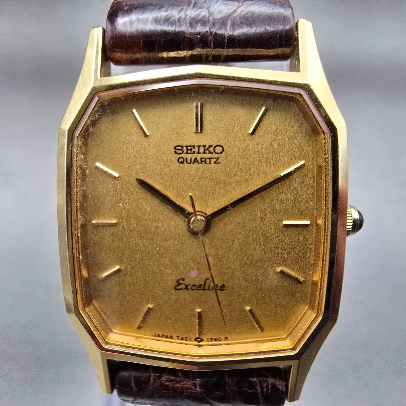 Seiko Exceline Watch Women 21mm Gold Dial Gold Tone Rectangle c New Batt1