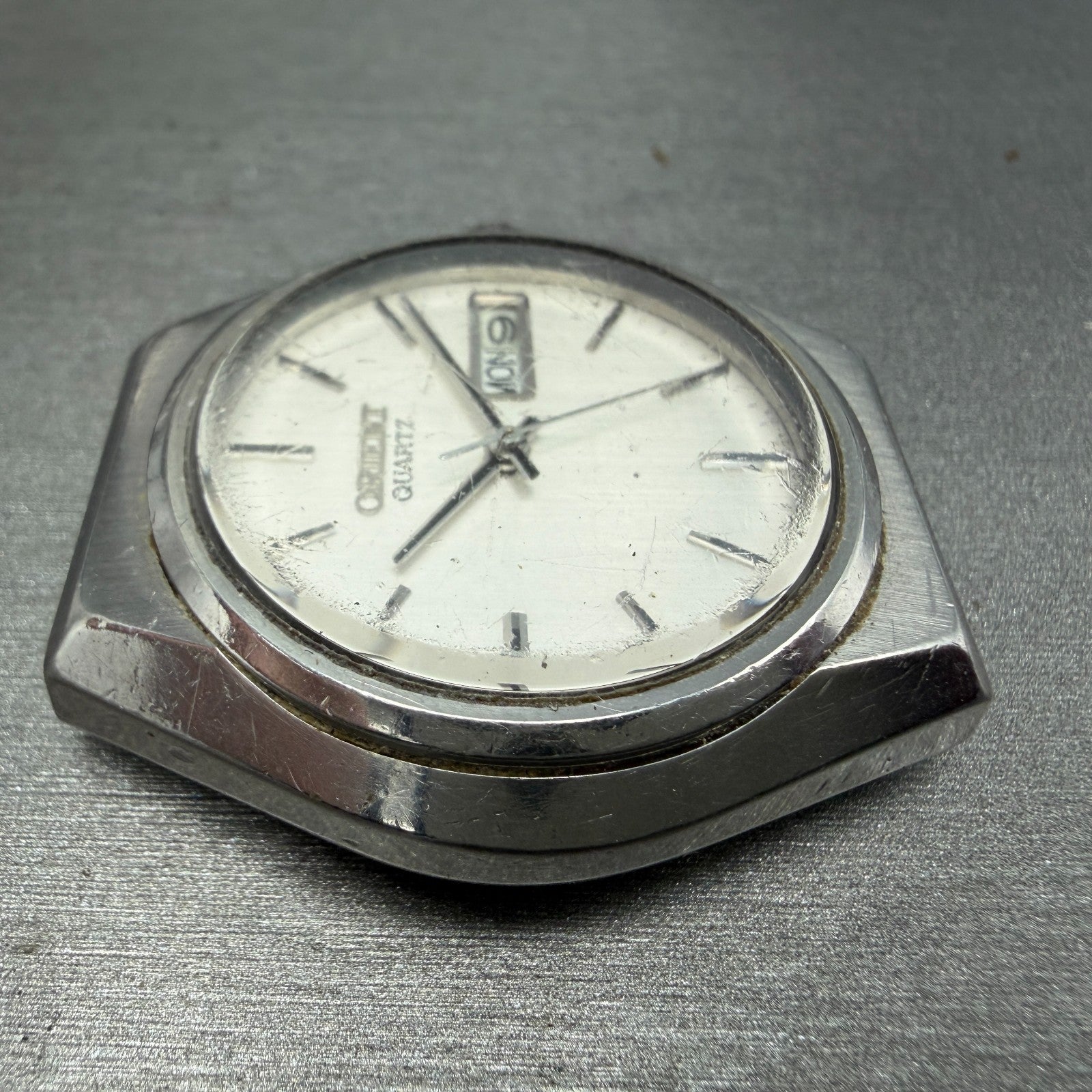Orient Watch Men 37mm Silver Dial Silver Tone Daydate Round I029110-70 New Batt3