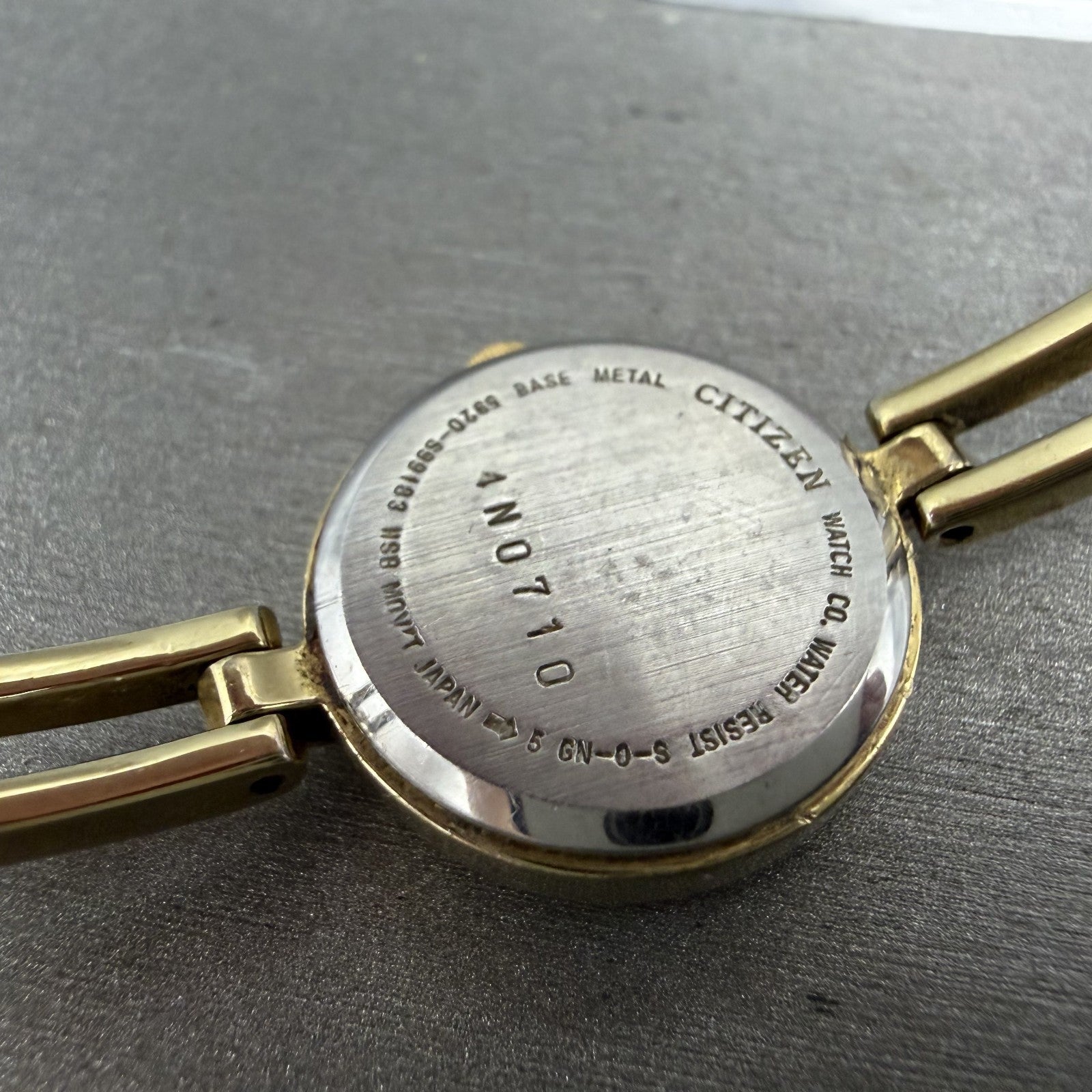 Citizen Watch Women 20mm Champagne Dial Gold Tone Round 5920-S99183 New BatteryA9