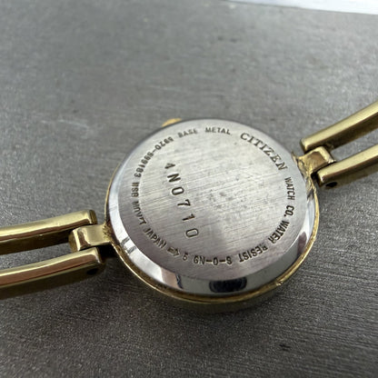Citizen Watch Women 20mm Champagne Dial Gold Tone Round 5920-S99183 New BatteryA9