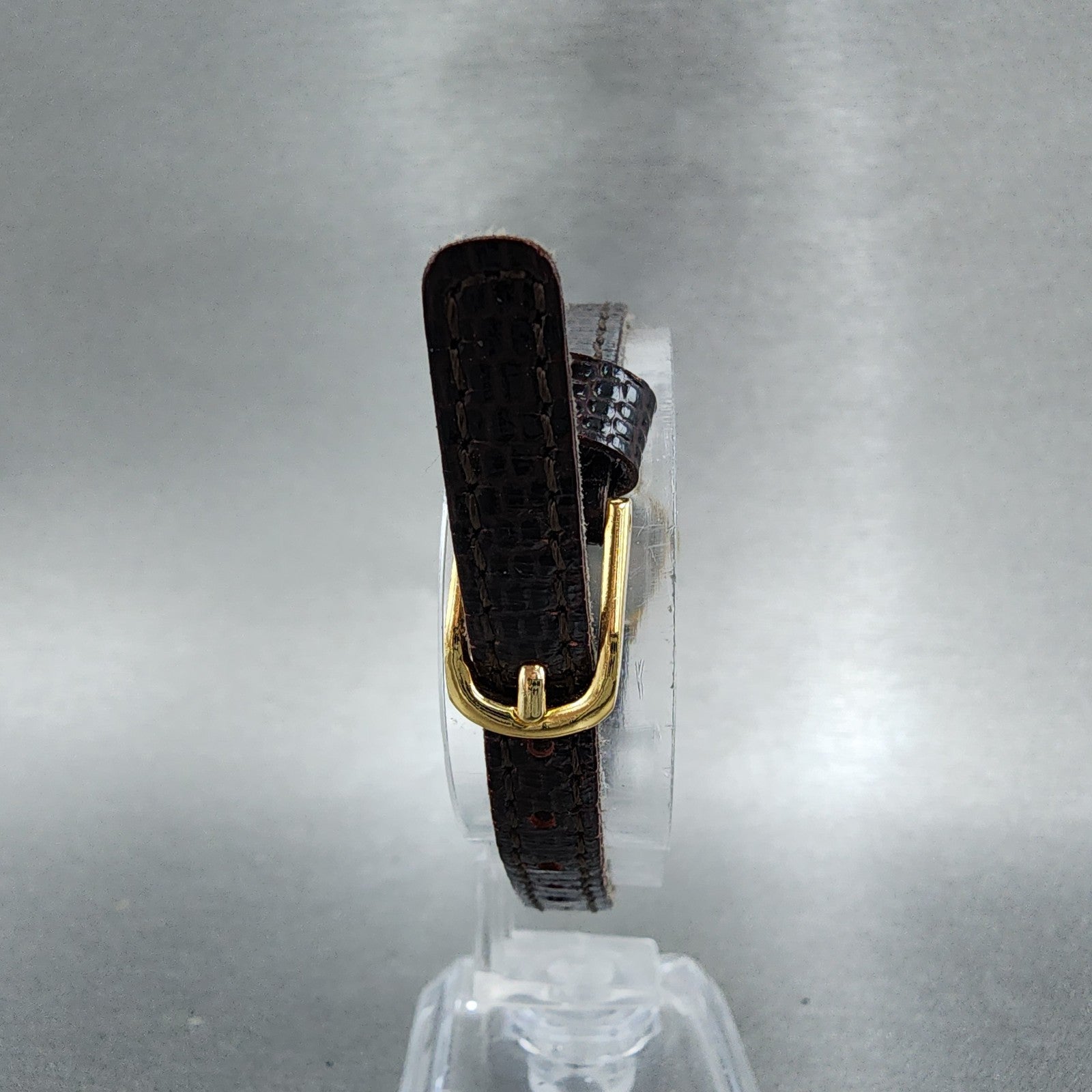 Seiko Watch Women 20mm Champagne Dial Gold Tone Round 2y010a10 New Battery7