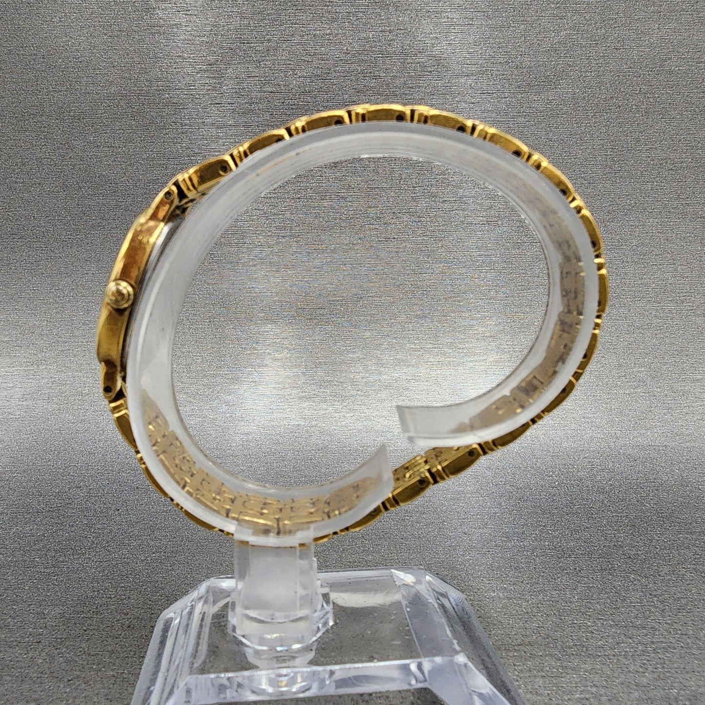 Seiko Watch Women 17mm White Dial Gold Tone Oval V4001019 New Battery6