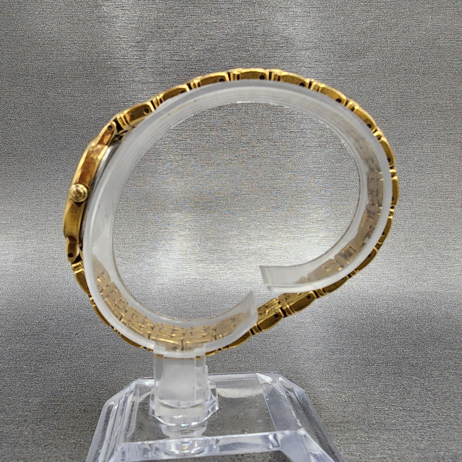 Seiko Watch Women 17mm White Dial Gold Tone Oval V4001019 New Battery6