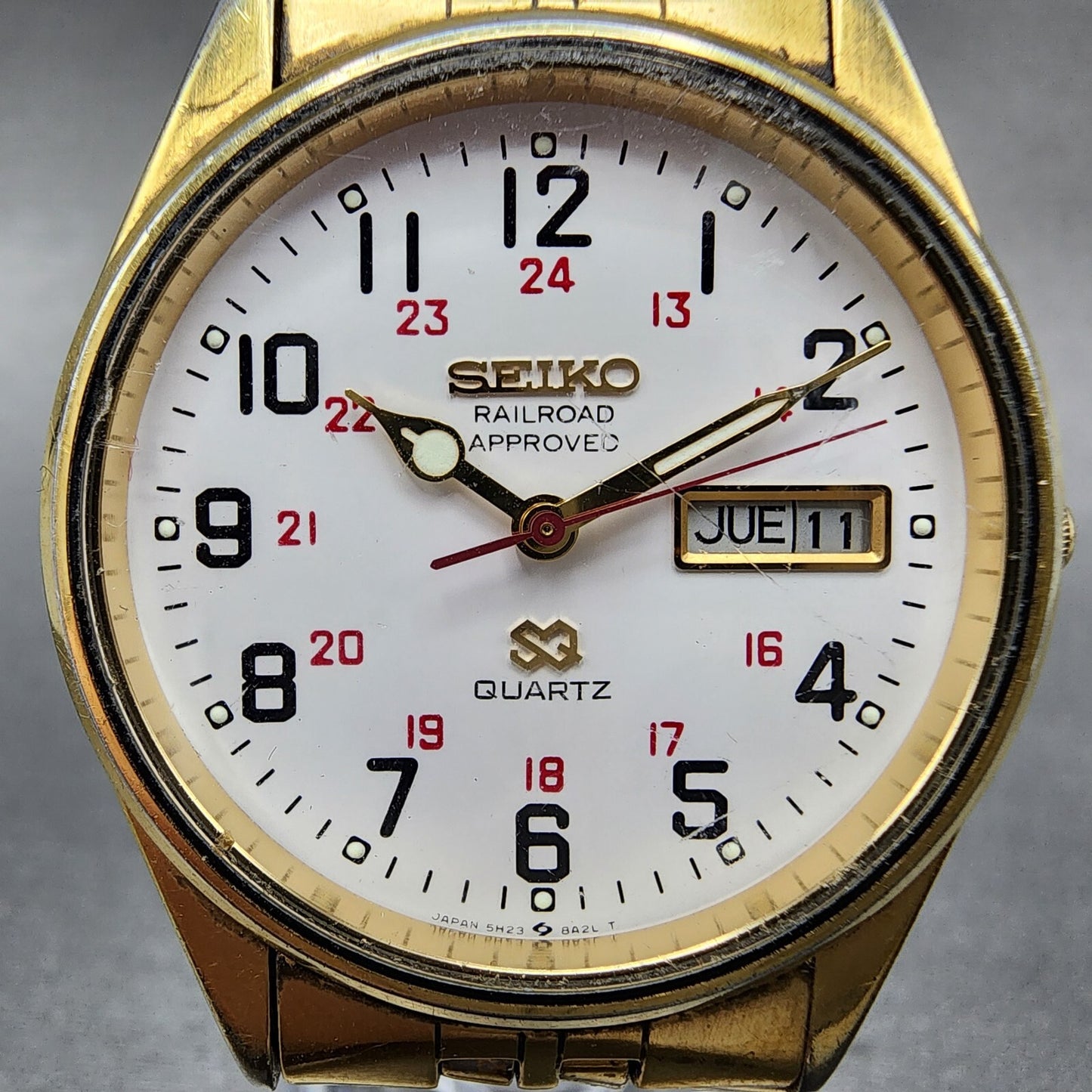Seiko SQ Railroad Approved Watch Men 35mm White Dial Gold Tone New Batt NO BACK1