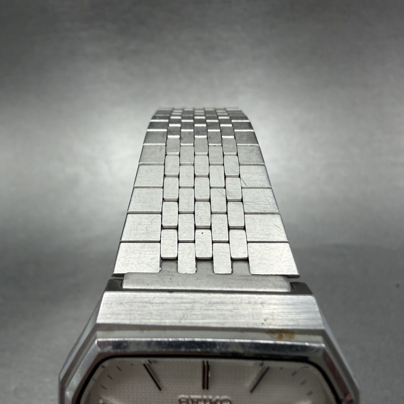 Seiko Chronos Watch Men 32mm Silver Dial Silver Tone Daydate 7433-5010 PARTS5