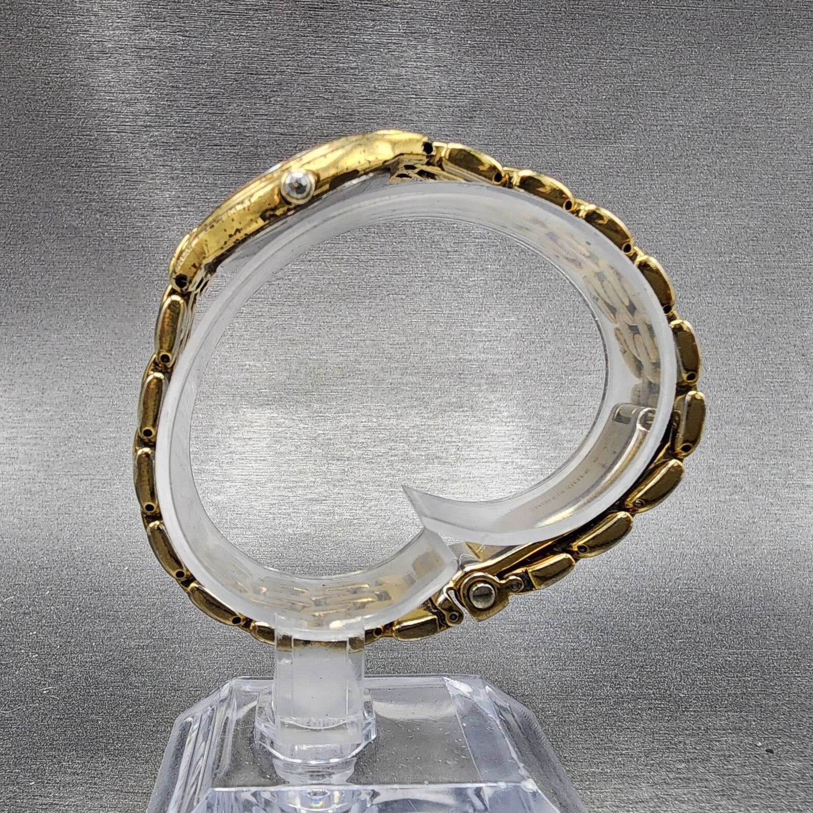 Seiko Watch Women 26mm White Dial Gold Tone Date Round 7N890420 New Battery7