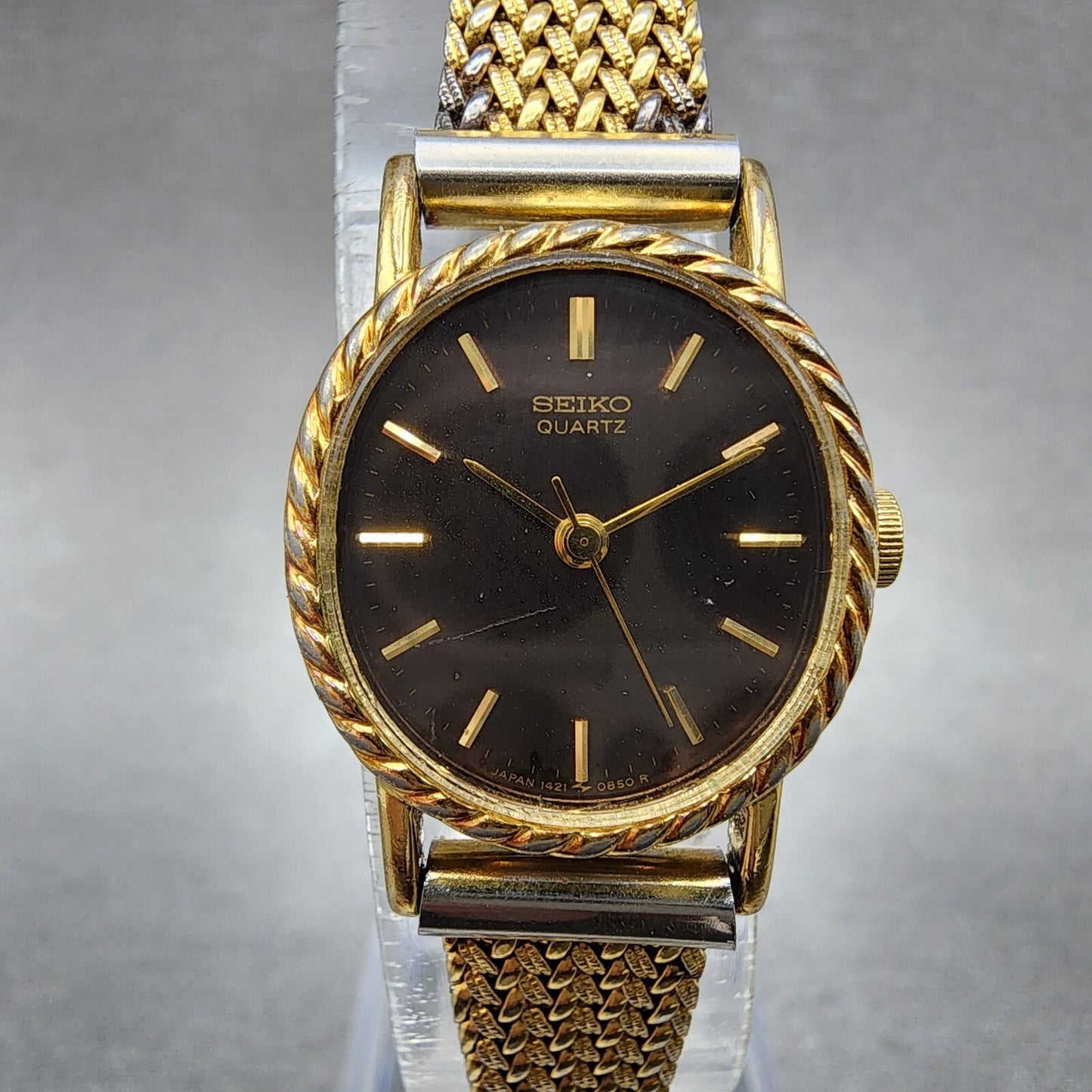 Seiko Watch Women 19mm Brown Dial Gold Tone 14215510 New Battery0