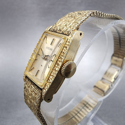 Seiko Tank Watch Women 15mm Champagne Dial Gold Tone Rectangle Manual Wind Runs2