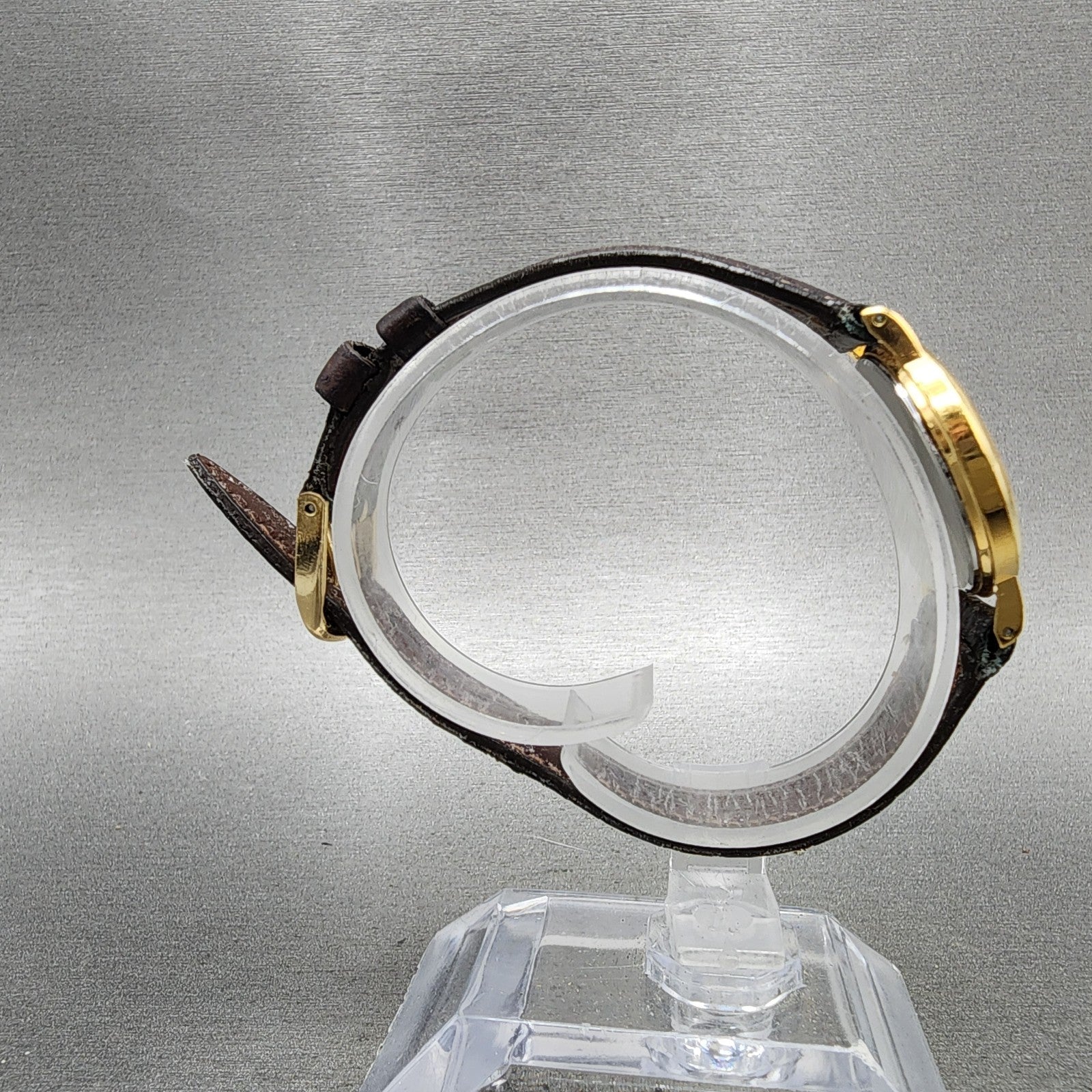 Seiko Watch Women 26mm Champagne Dial Gold Tone Round 1n000d59 New Battery8