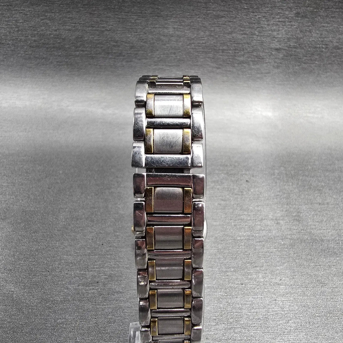 Bulova Diamond Watch Women 26mm MOP Dial Two Tone Date Round 98R107 New Batt 787