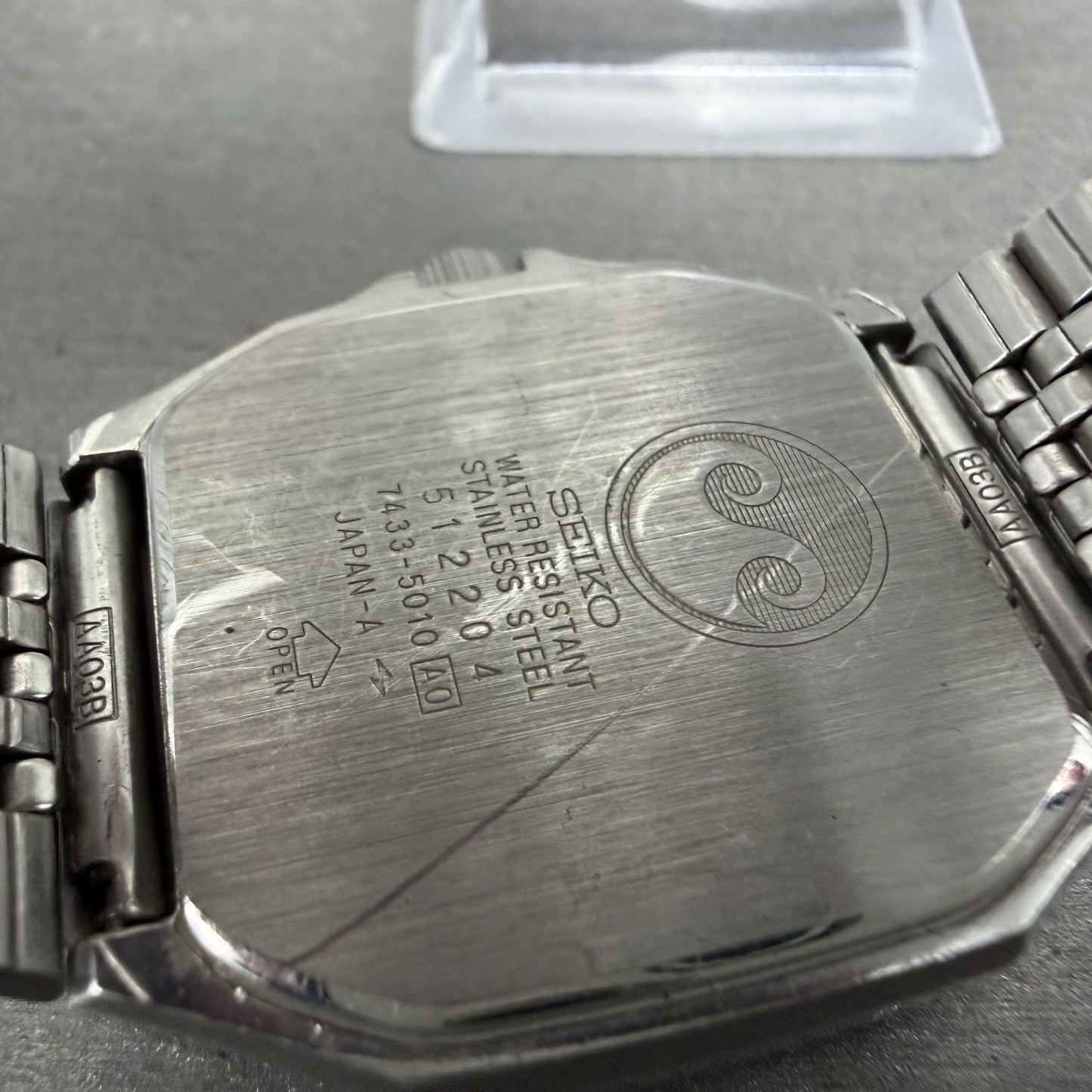 Seiko Chronos Watch Men 32mm Silver Dial Silver Tone Daydate 7433-5010 PARTS10