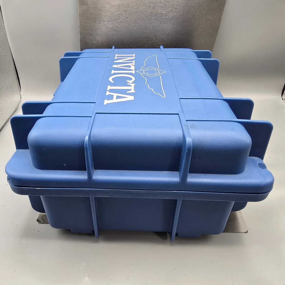 Invicta 8 Slot Watch Case Hard Blue Plastic Foam insert Handle Cary Case5