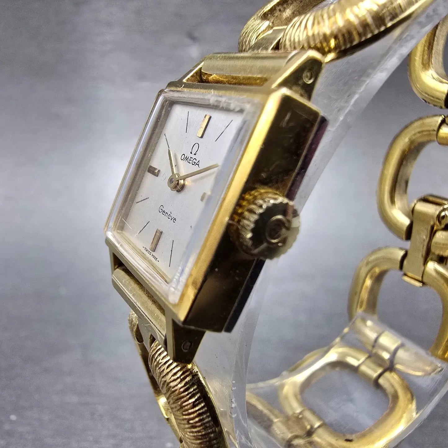 Omega Geneve Tank Watch Women 17mm Silver Dial Gold Plated Manual Wind Runs VTG2