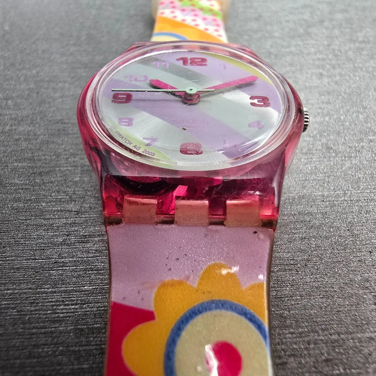 Swatch Summer Day Watch Women 25mm Silver Dial Pink Case LV106 New Battery6