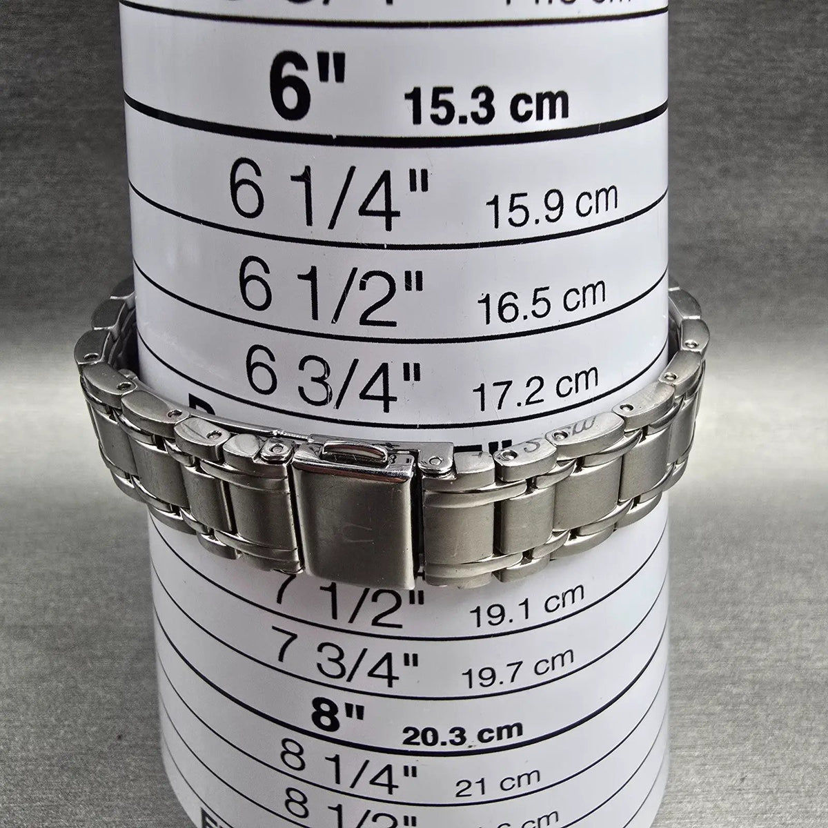 Bulova Watch Women 32mm MOP Dial Silver Tone Date Round 96M140 New Battery9