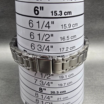Bulova Watch Women 32mm MOP Dial Silver Tone Date Round 96M140 New Battery9