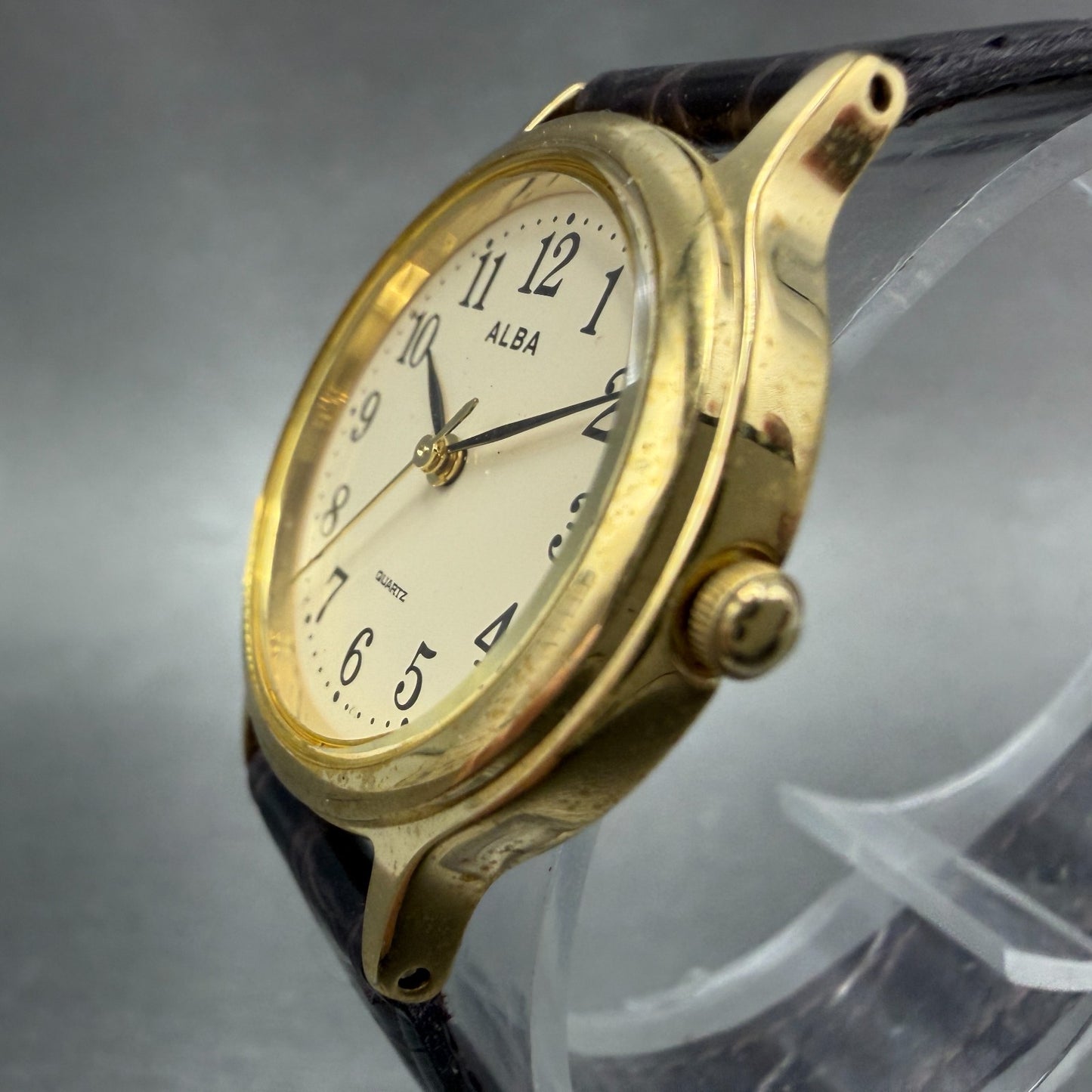 Seiko Alba Watch Women 27mm Cream Dial Gold Tone Round Y121-K990 New Battery VTG2