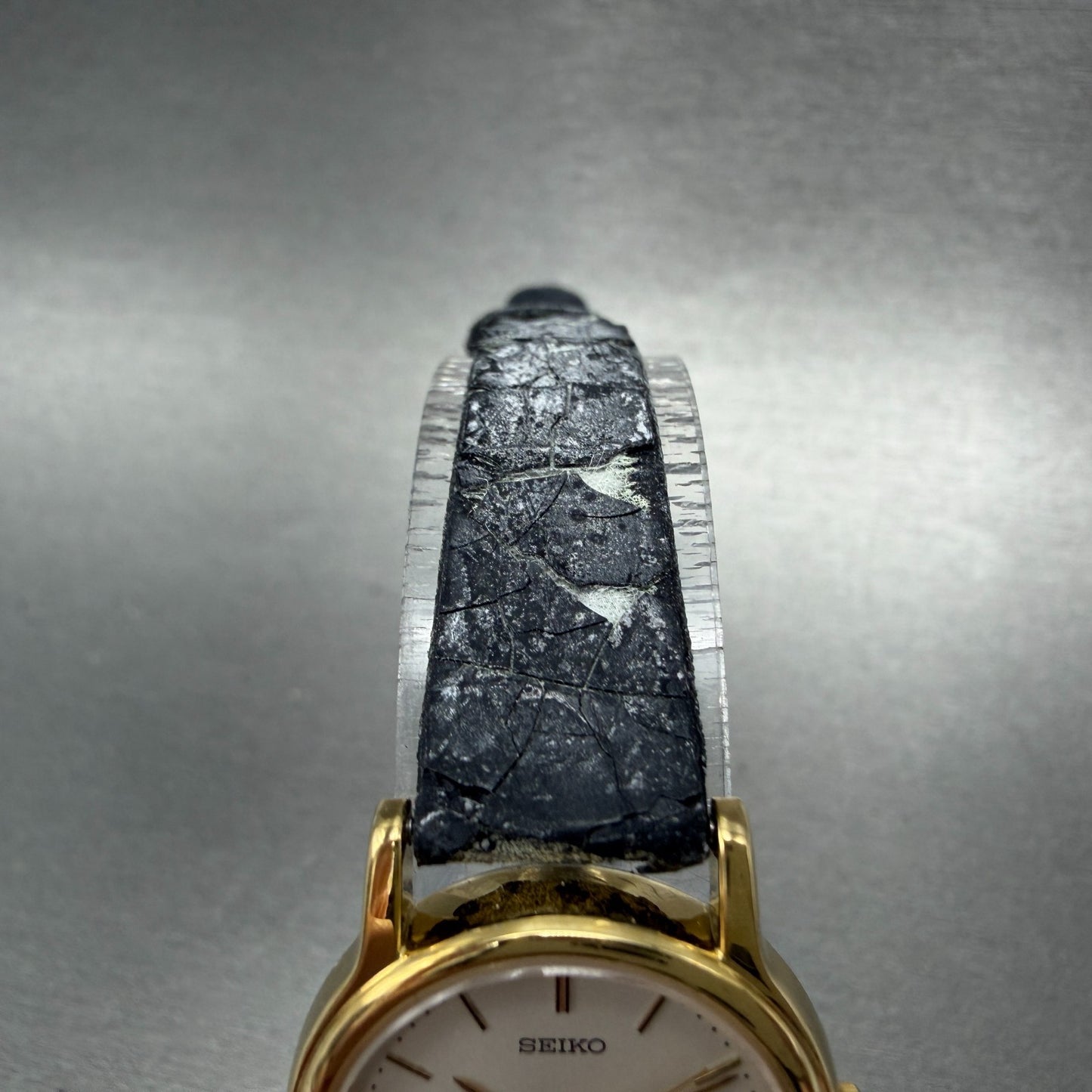 Seiko Watch Women 23mm White Dial Gold Tone Round 2P21-0A9A New Battery Vintage4