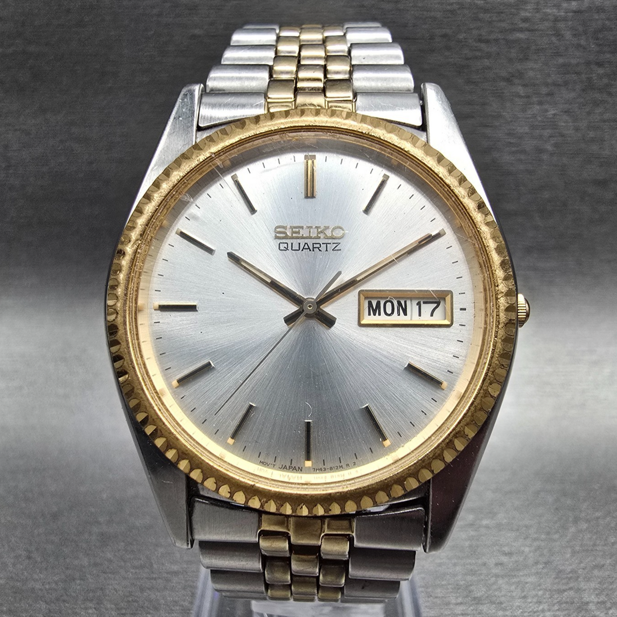 Seiko President Watch Men 36mm Silver Dial Two Tone Daydate 7N43-8111 New Batt m0