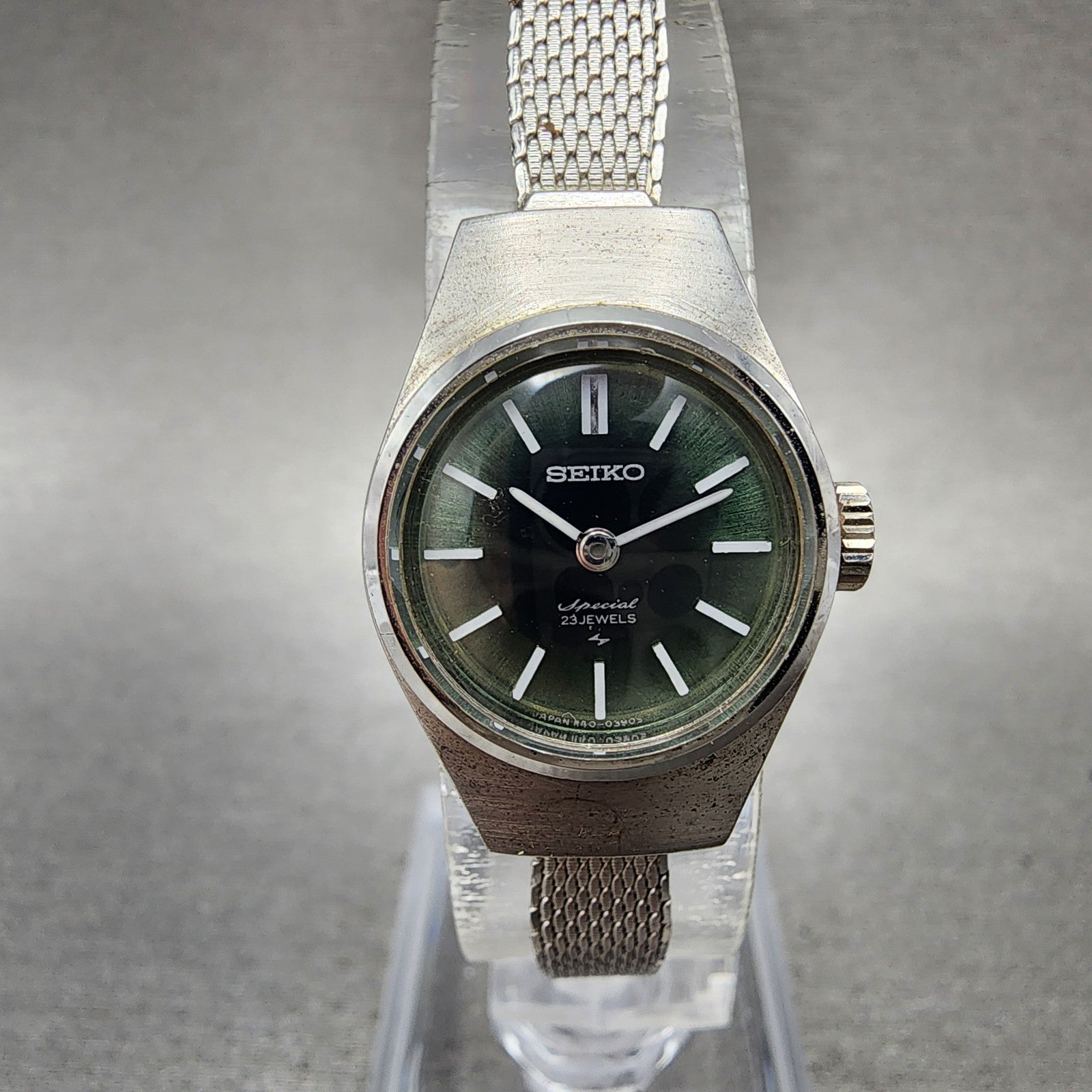 Seiko Special Watch Women 18mm Green Dial White Gold Plated Manual Wind Runs0