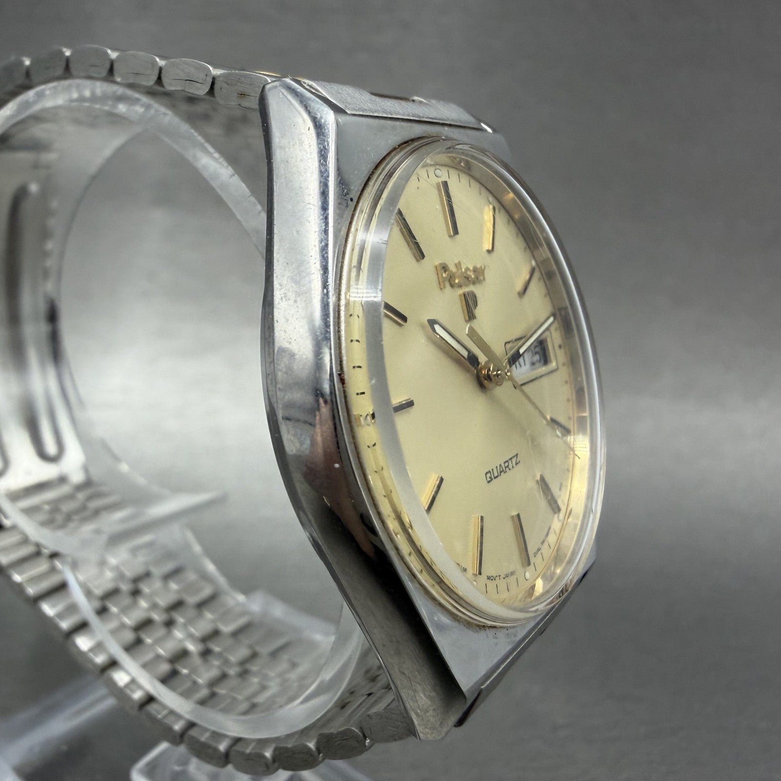 Seiko Pulsar Watch Men 34mm Champagne Dial Two Tone Daydate Y148800H NewBattery3