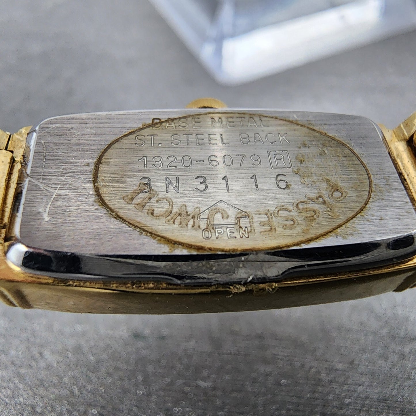 Seiko Watch Women 13mm Gold Dial Gold Tone Rectangle 13206079 New Battery9