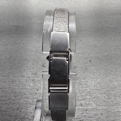 Seiko Watch Women 16mm Silver Dial Silver Tone Oval 4N01-5021 New Battery VTG7