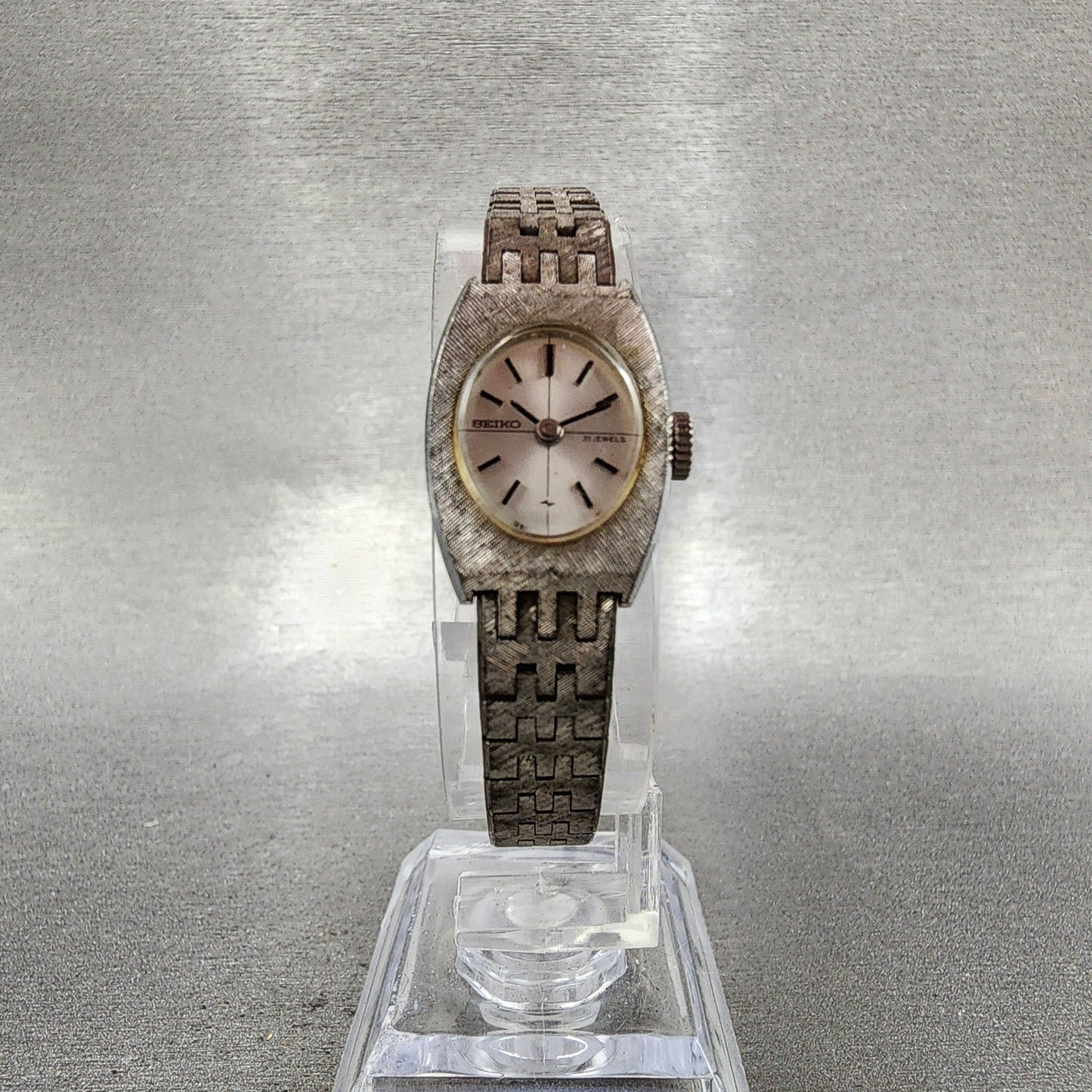 Seiko Watch Women 16mm Silver Dial Silver Tone Oval Manual 117060 Runs5