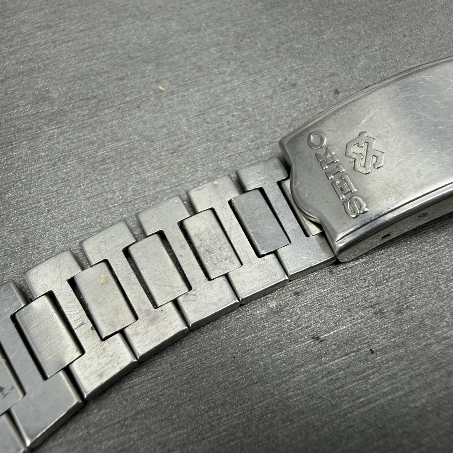Seiko SQ Bracelet C202 Stainless Steel Tri Folding Clasp 8mm Vintage Japan B5