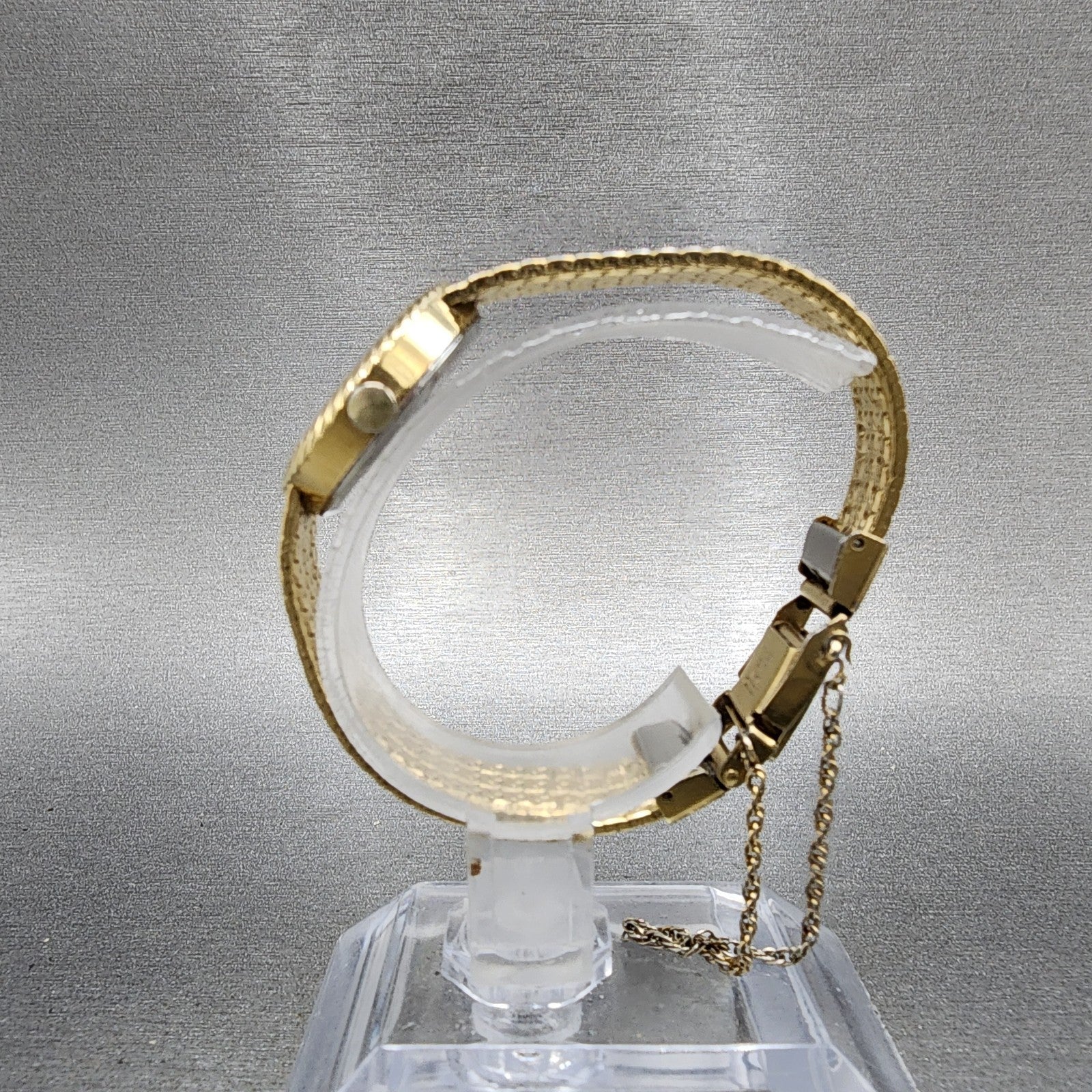 Seiko Lassale Watch Women 22mm Champagne Dial Gold Tone 14000479 New Battery6