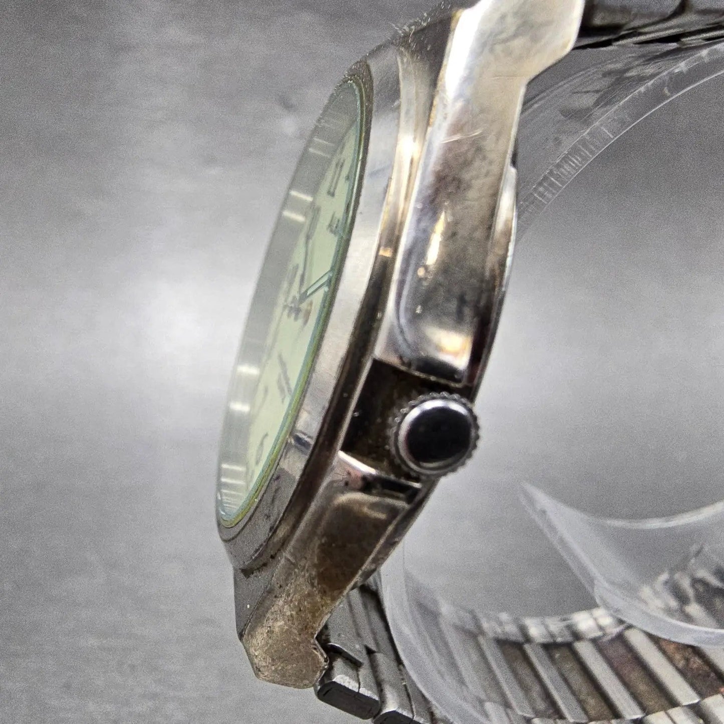 Seiko Alba Watch Men 36mm Luminous Dial Silver Tone Daydate V743-8020 PARTS VTG11