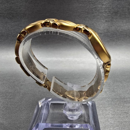 Bulova Watch Women 17mm MOP Dial Gold Tone Oval 97T67 New Battery VTG9